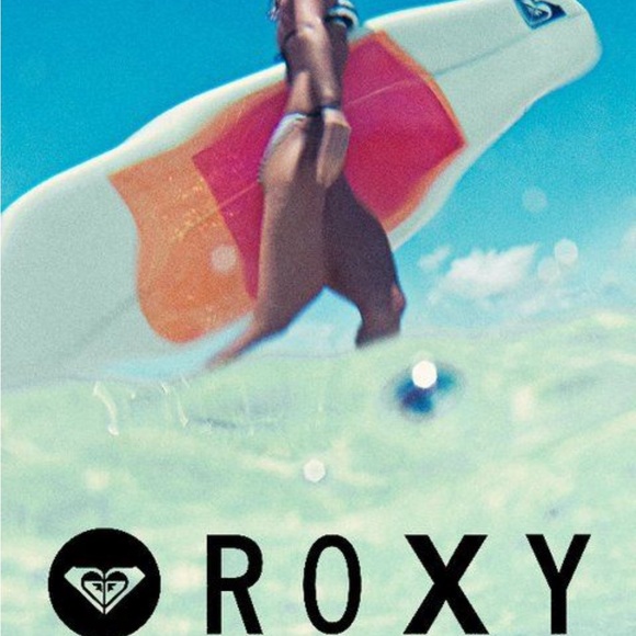 NWT Roxy reversible bikini top - Picture 6 of 6